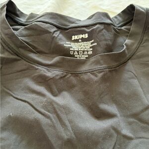 SKIMS Charcoal Crew Neck Tee